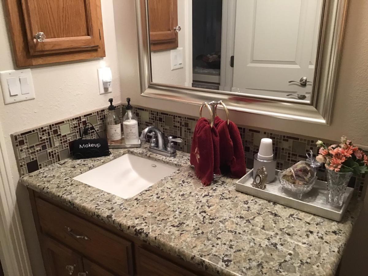 Clovis, Ca National Parks Homestay *